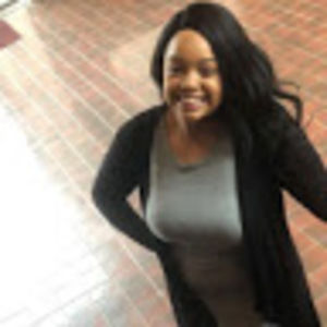 Meet your Posher, Liya